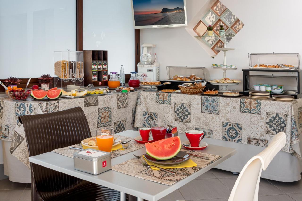 A Casa Di... Aurora Bed & Breakfast Сан Вито ло Капо Екстериор снимка